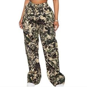 New! Fashion Nova Outdoor Feels Camo Utility Pants Size M